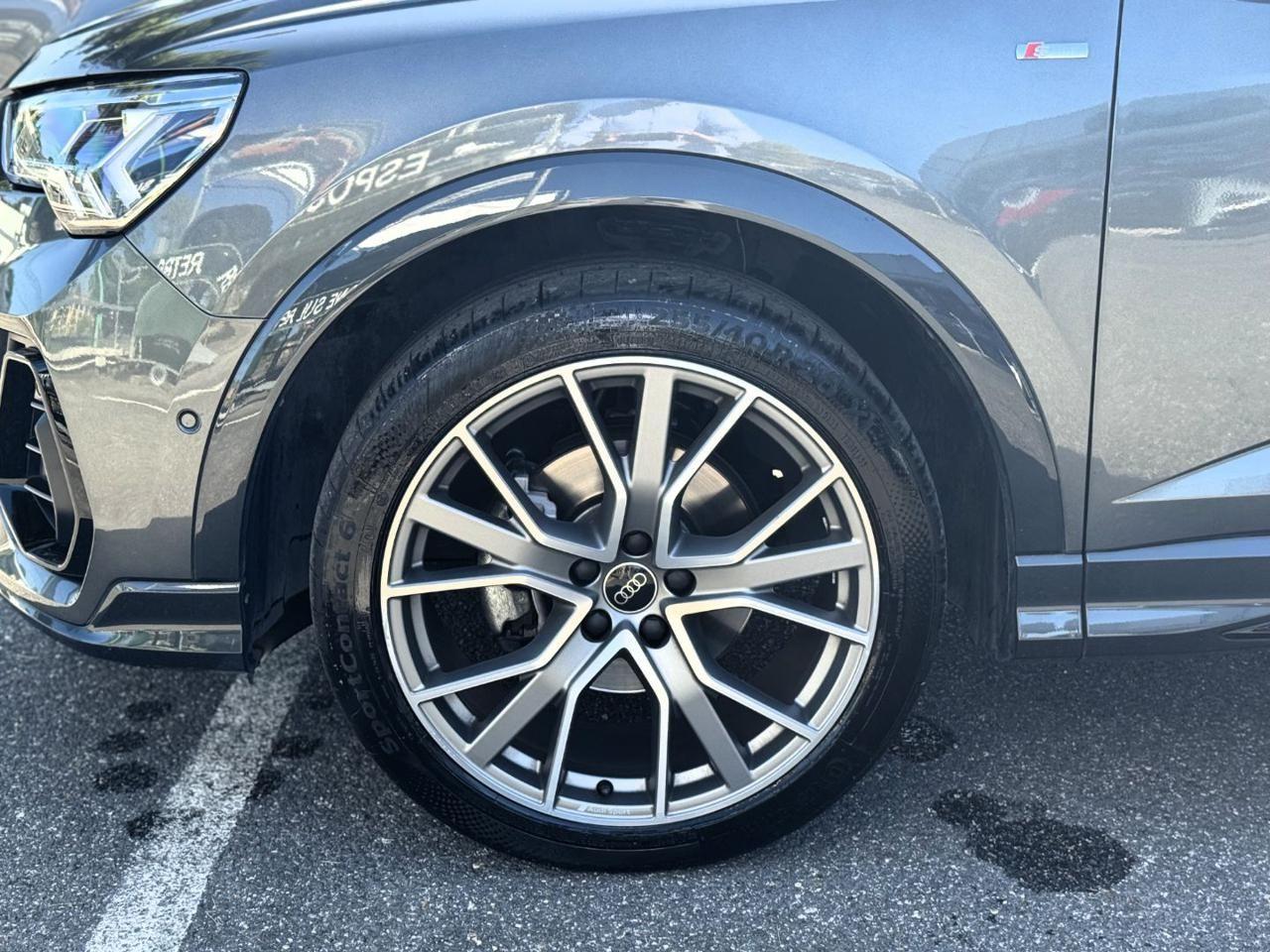 AUDI Q3 SPB 35 TFSI Identity Black 150CV S line