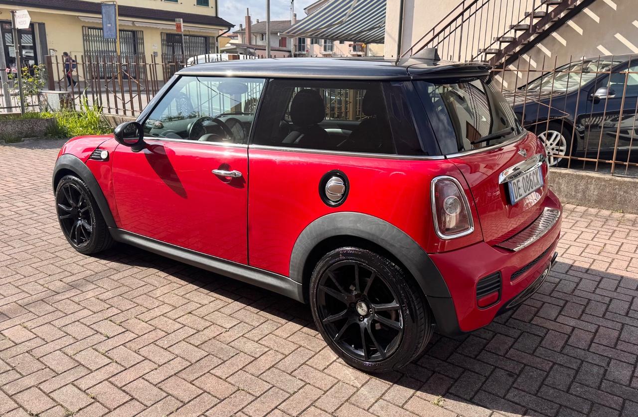Mini Mini Cooper 1.6 Benzina