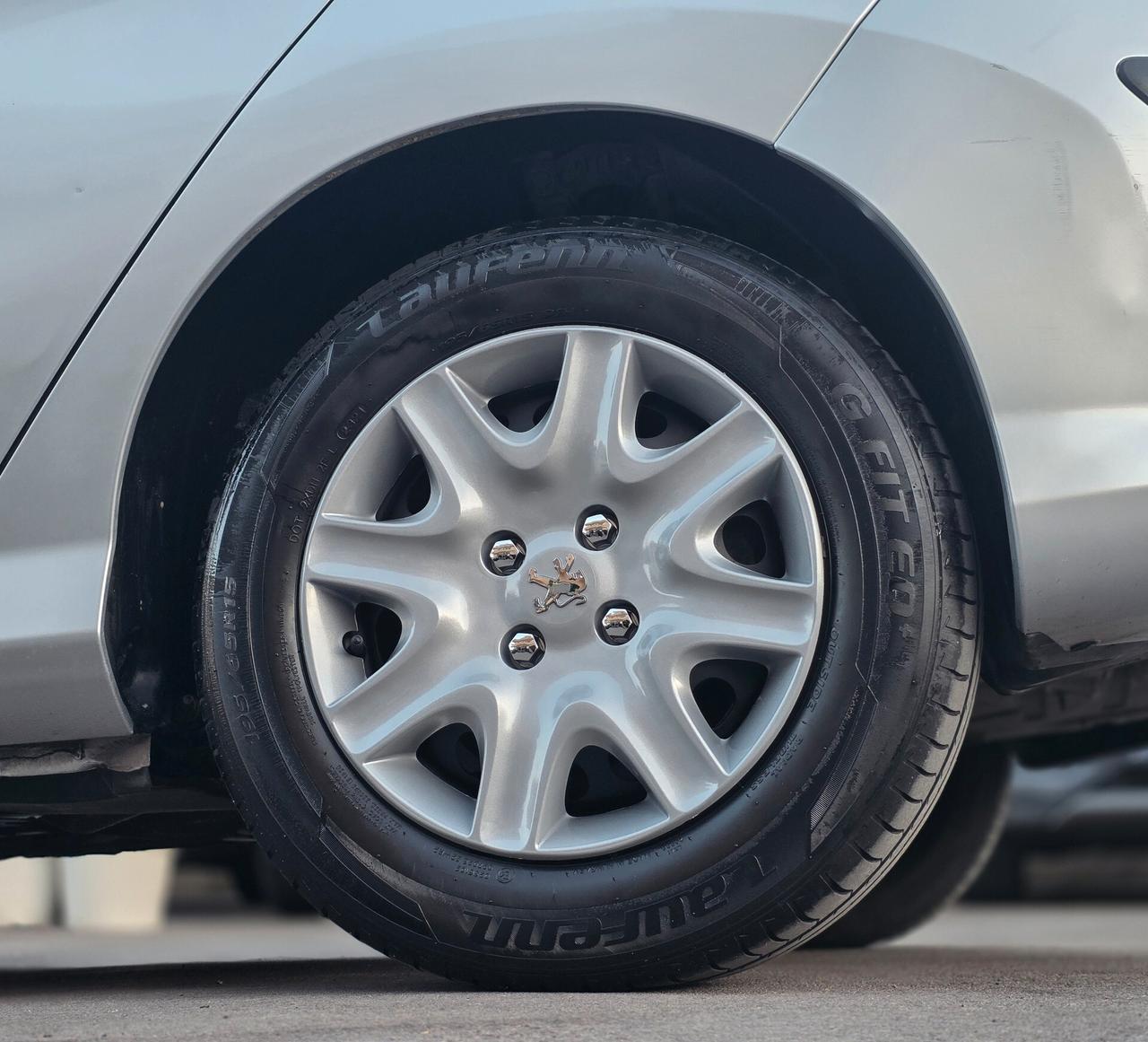 Peugeot 308 1.6 HDi 90CV 5p. Tecno