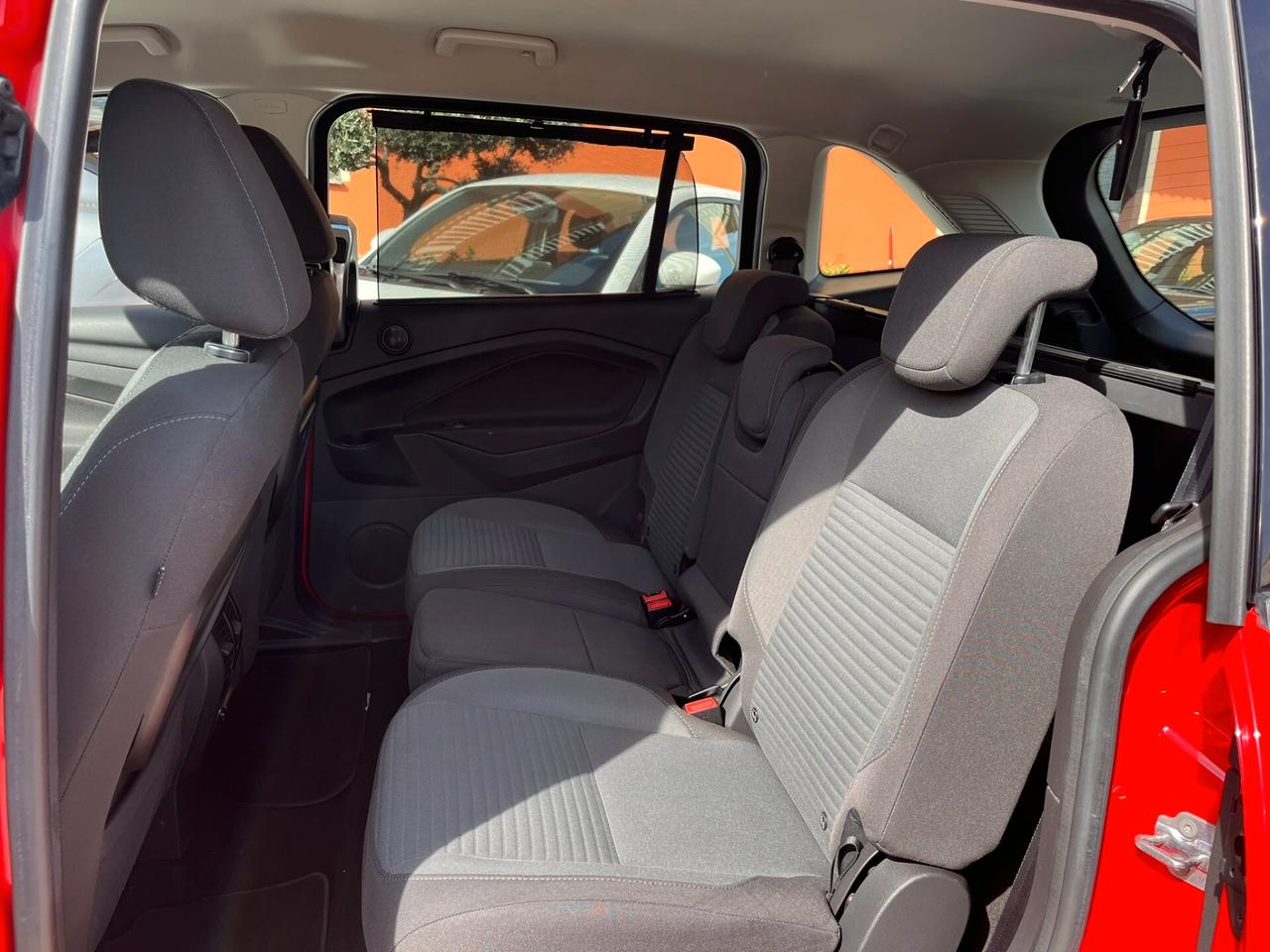 Ford C-Max Grand 7 1.5 tdci 120cv Titanium 7 posti