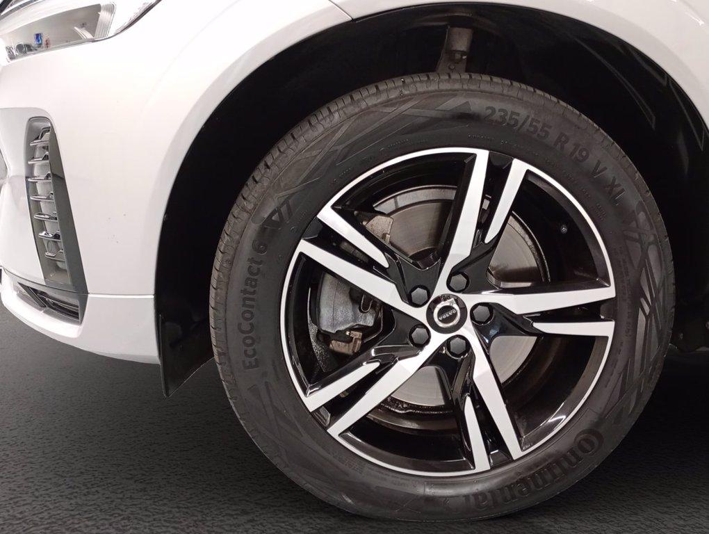 VOLVO XC60 2.0 b4 R-design awd auto my20 del 2022