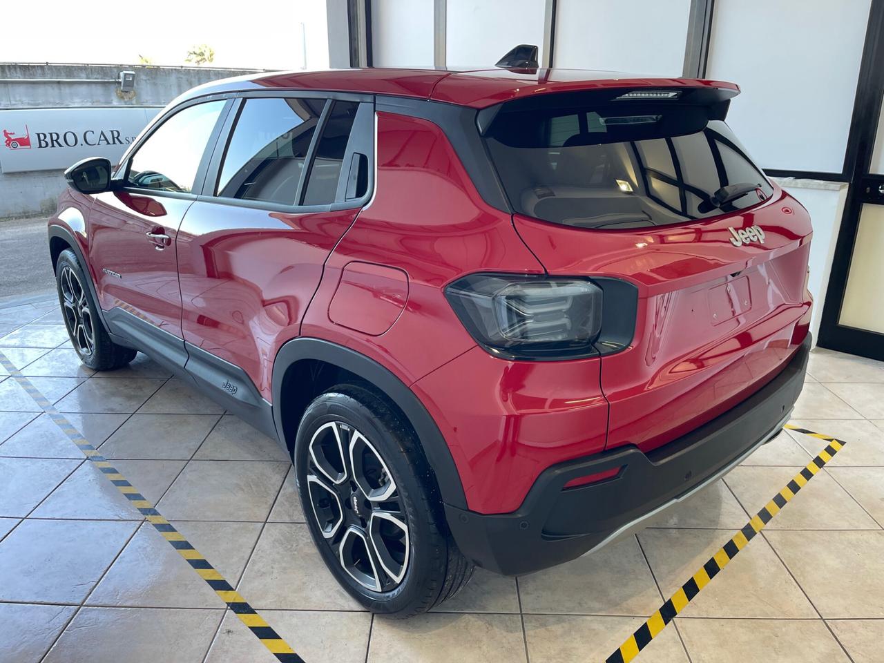 Jeep Avenger 1.2 Turbo 100 CV Summit