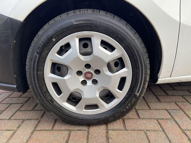 FIAT Doblò CARGO MAXI 1.6 M-jet 105CV SX 3 POSTI E6