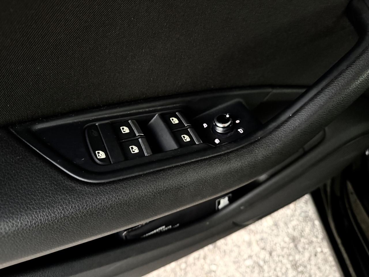 Audi A4 2.0 TDI 150 CV S tronic*CRONOLOGIA TAGLIANDI AUDI