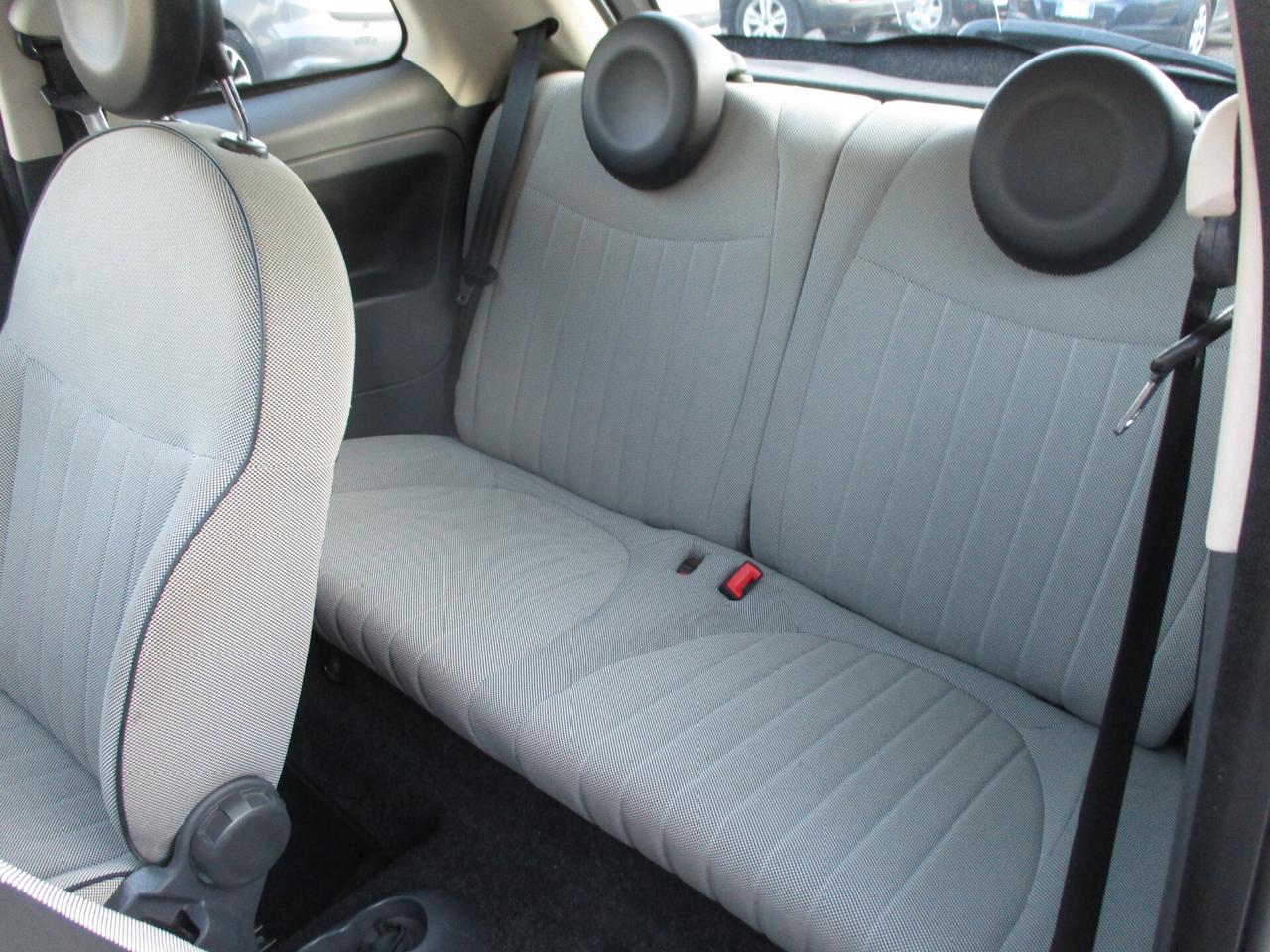Fiat 500 1.2 Lounge MOLTO BELLA 2014