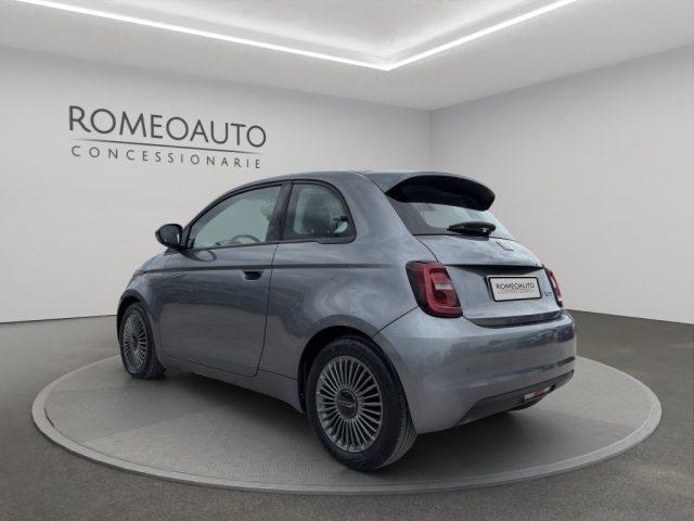 FIAT 500e 3+1 42 kWh Icon +