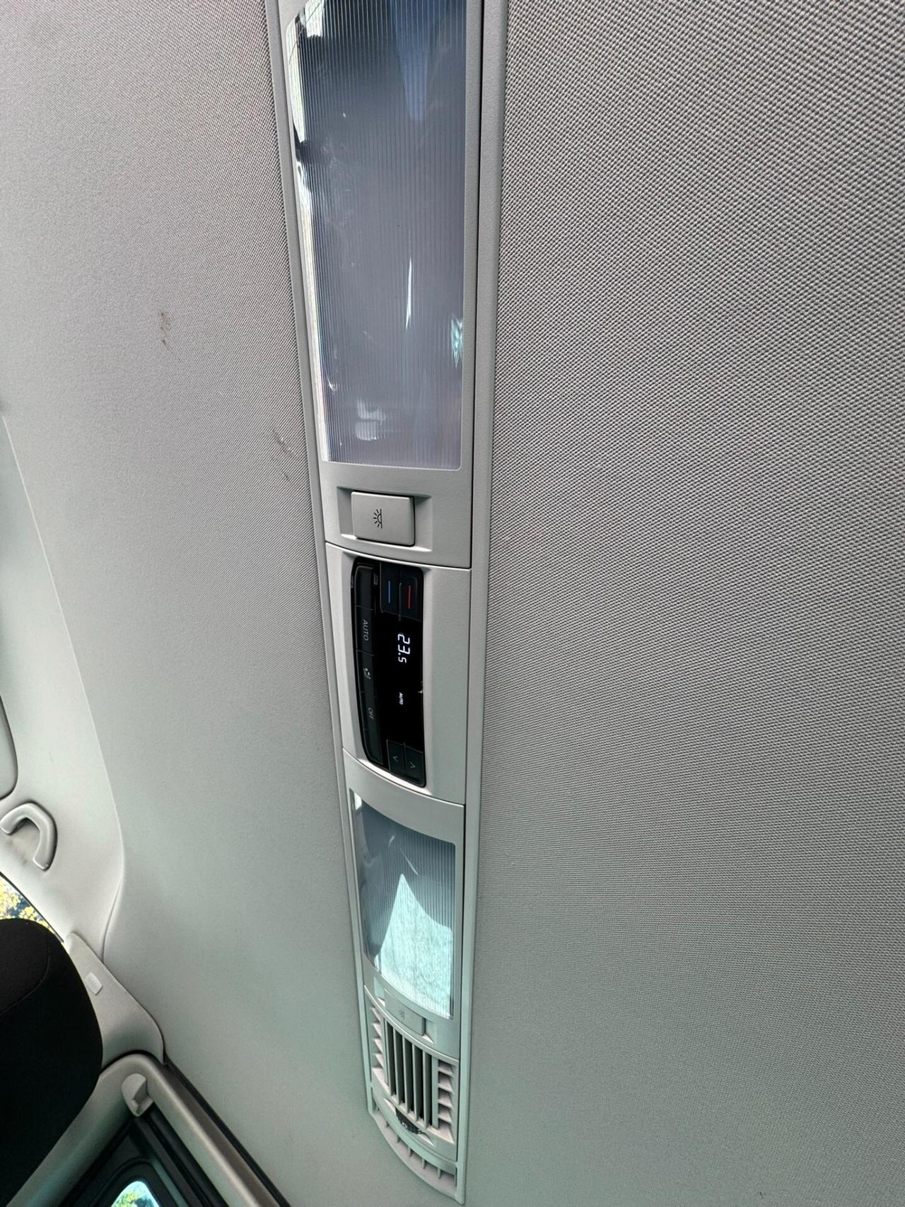 Volkswagen T6.1 Caravelle 2.0 TDI 150CV DSG Cruise STRAFULL 8 Posti