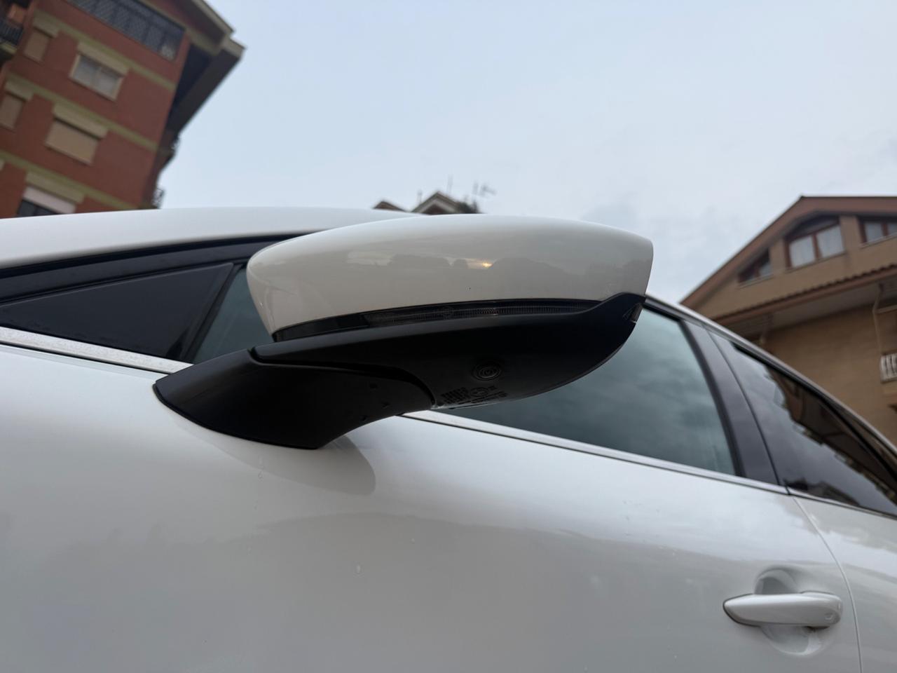 Mazda CX-30 2.0 e-Skyactiv X mild-hybrid Exceed 186cv