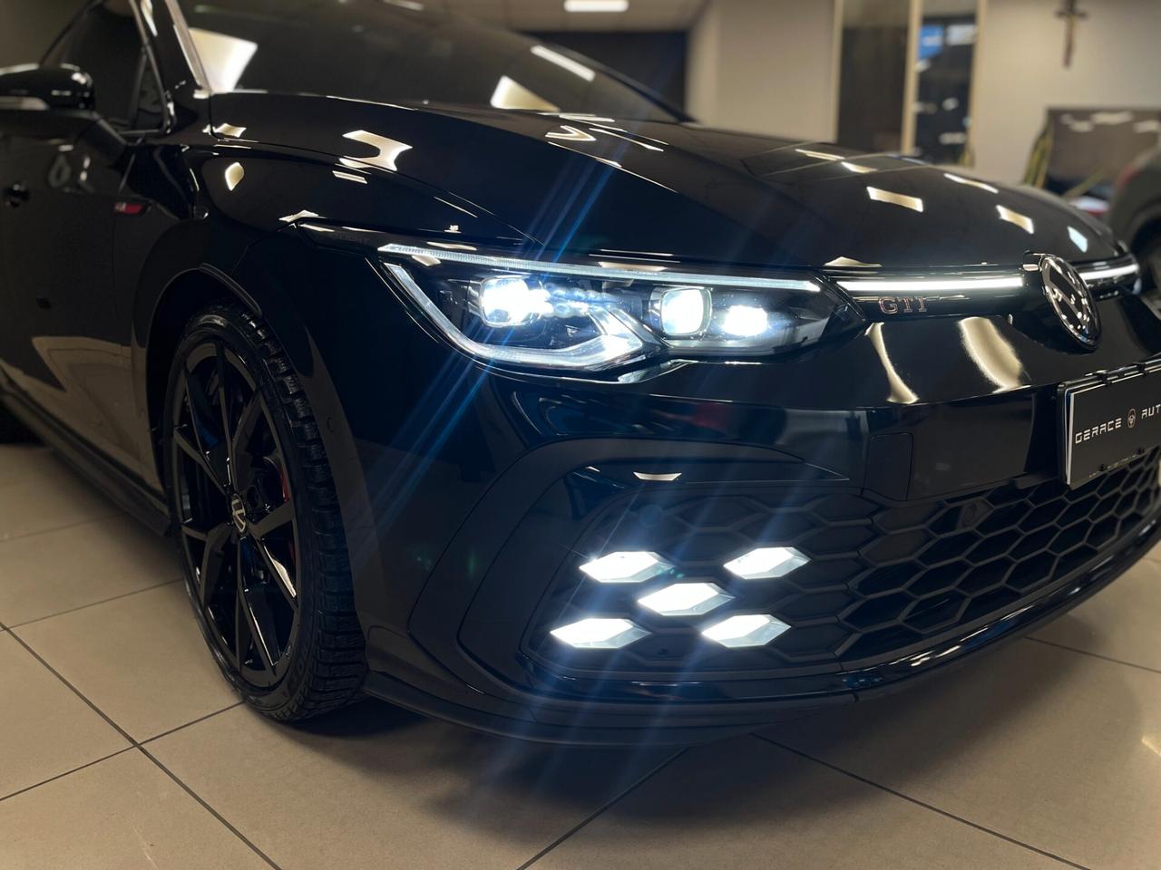 Volkswagen Golf 8 GTI 2.0 TSI 245cv DSG