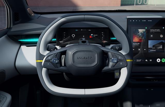 LYNK & CO 02 MORE FULL ELECTRIC AUTOMATICA