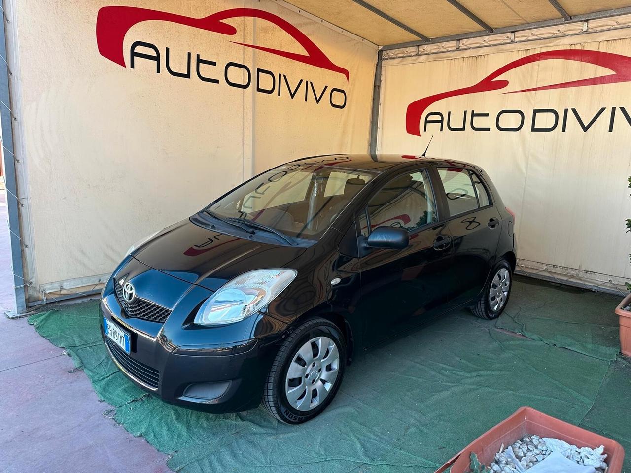 Toyota Yaris 1.4 D-4D DPF 5 porte Now