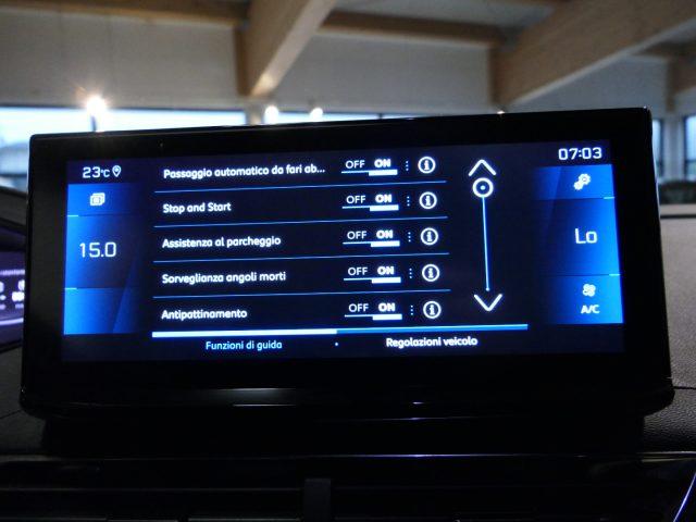 PEUGEOT 3008 PureTech Turbo 130 S&S EAT8 Allure Pack