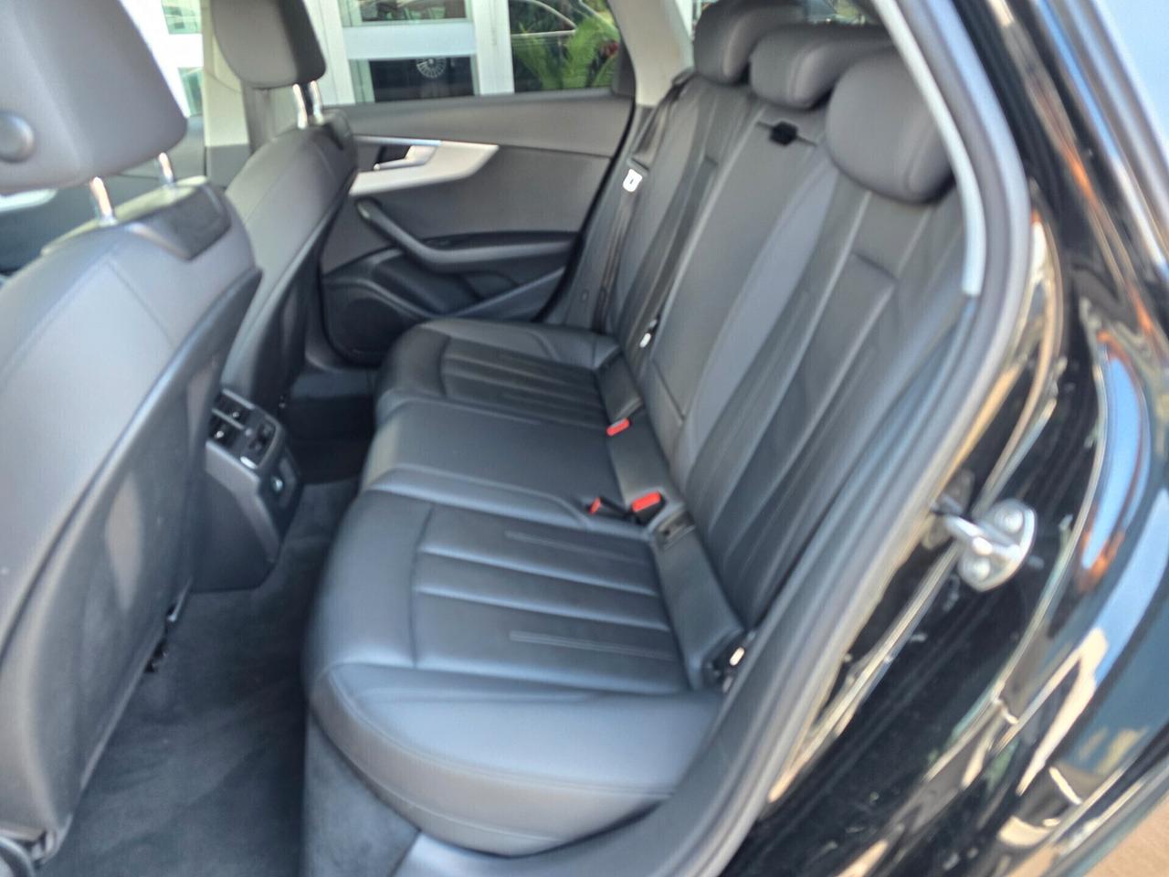 Audi A4 Avant 40 TDI quattro S tronic Bus.