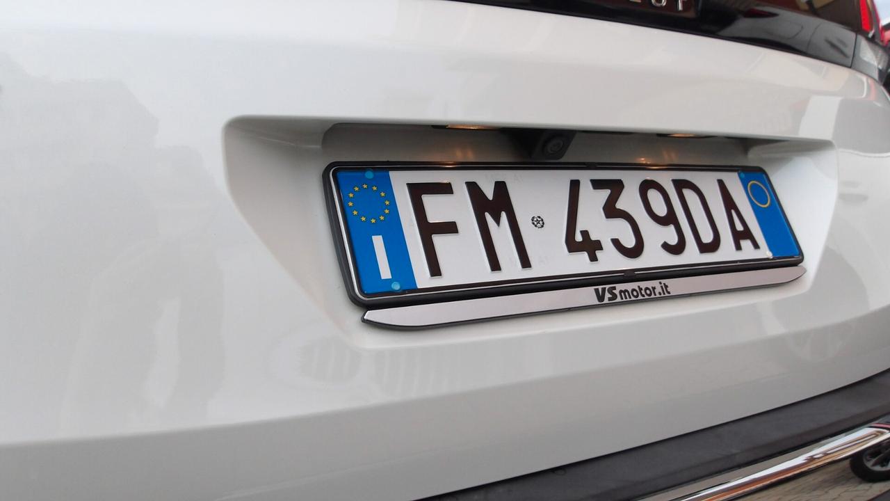 PEUGEOT 3008 1.6 TDI-AUTO-RETROC-PREZZO PROMO!