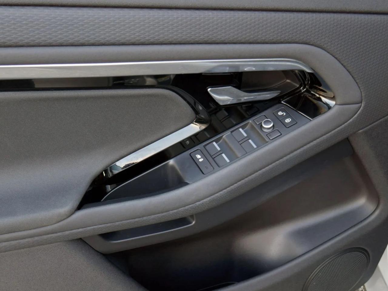 Land Rover Range Evoque 2.0D I4-L.Flw 150 CV AWD Auto HSE Perfetta