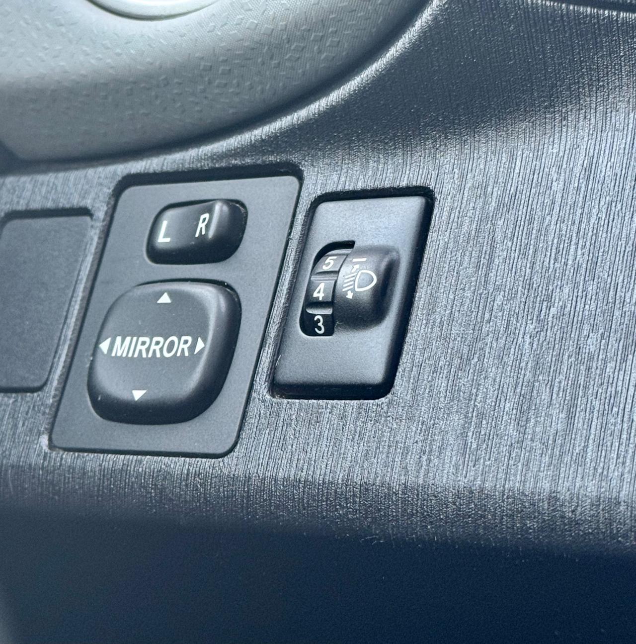 Toyota Yaris 1.5 Hybrid 5p Lounge Neopatentati