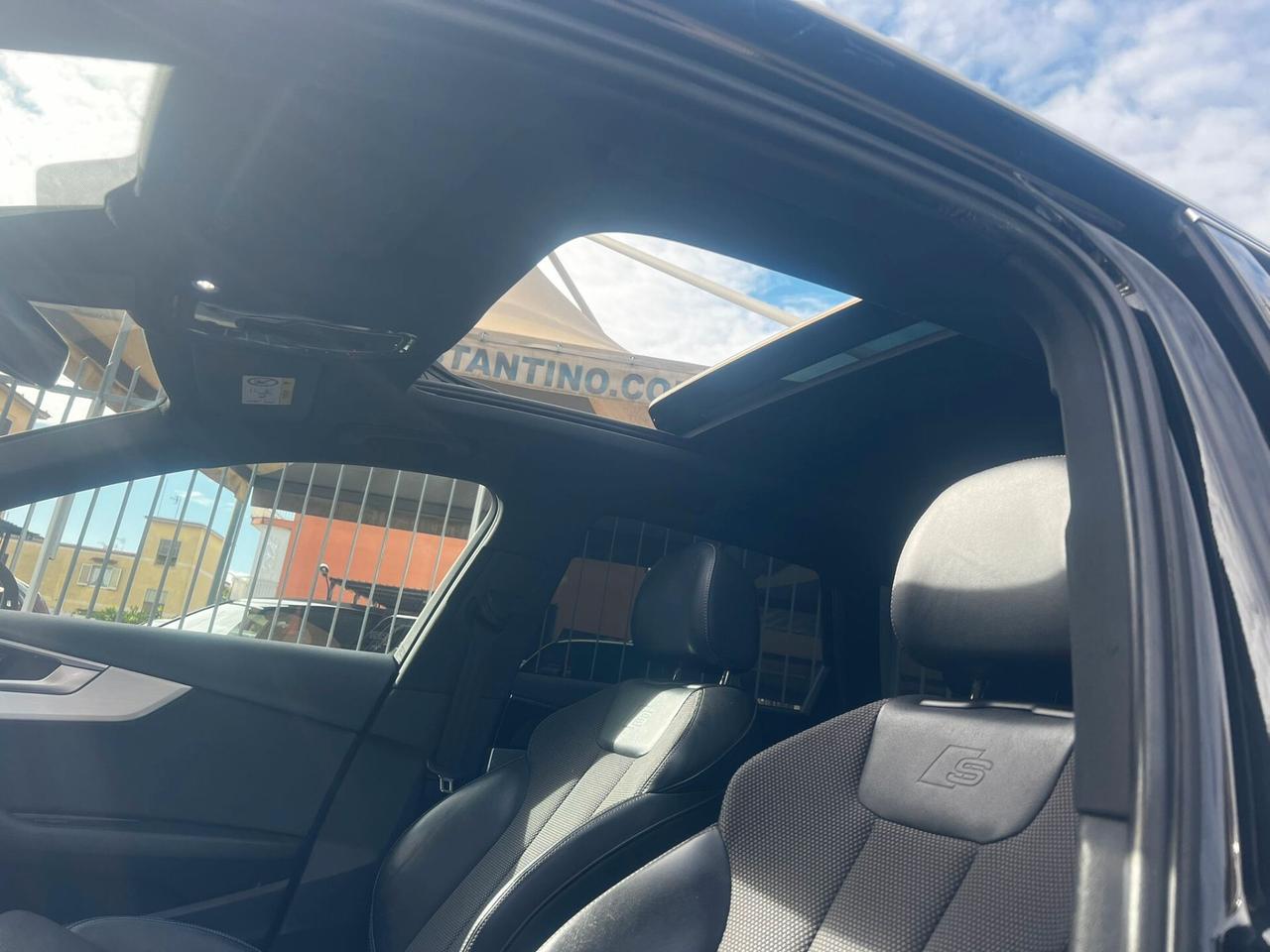 Audi A4 Avant 40 TDI S tronic line edition