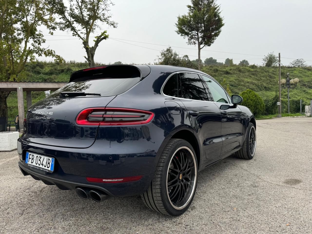 Porsche Macan 3.6 Turbo