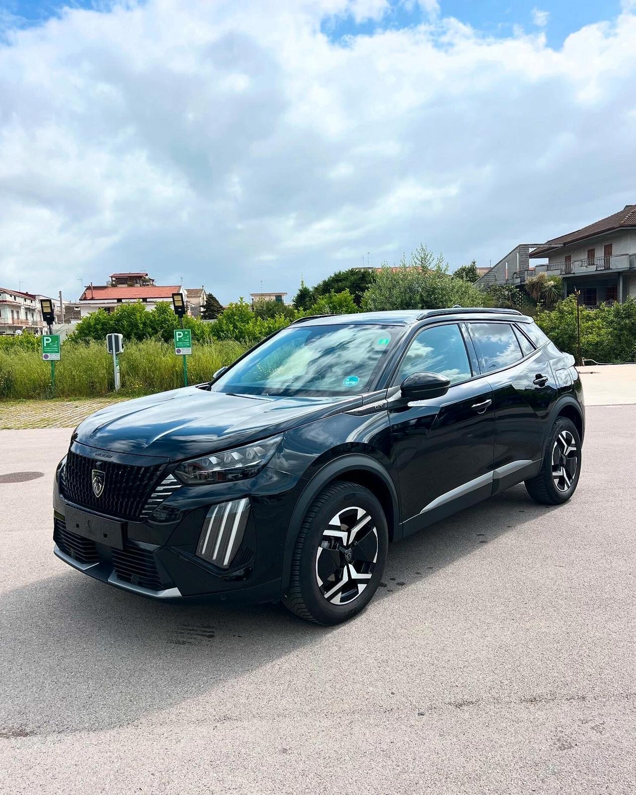 Peugeot 2008 Hybrid 145 e-DCS6 GT