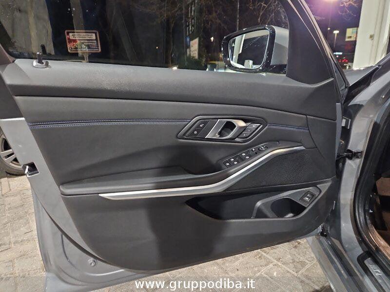 BMW Serie 3 G21 2022 Touring 320d Touring mhev 48V xdrive MSport auto