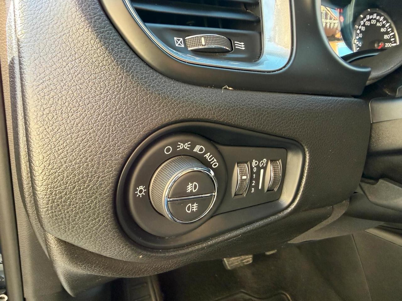 Jeep Avenger 1.2 Turbo 100 CV Summit