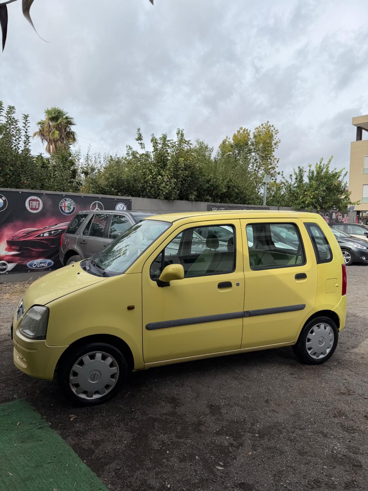 Opel Agila 1.0 12V Edition