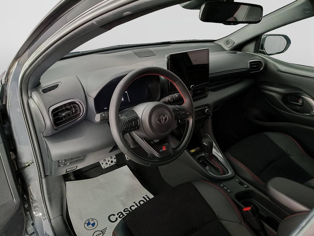 TOYOTA Yaris 1.5 Hybrid 130 - GR SPORT MY25