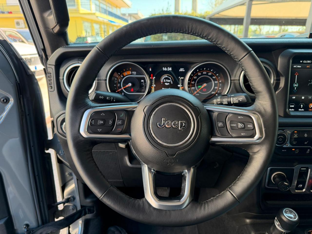 Jeep Wrangler 2.2 Mjt II Sahara