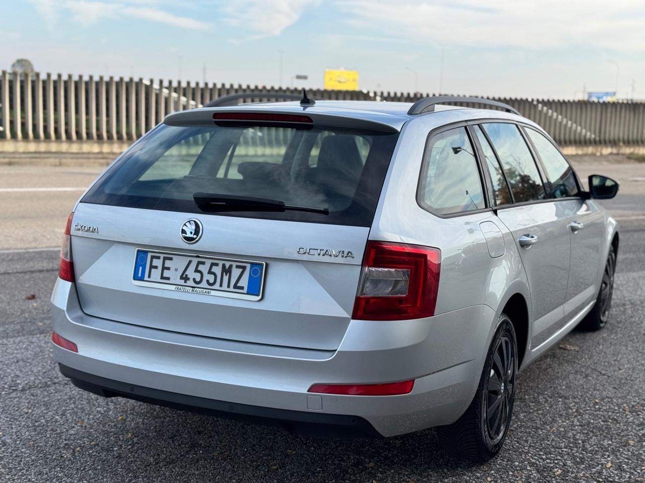 Skoda Octavia 1.6 TDI 110 CV DSG N1