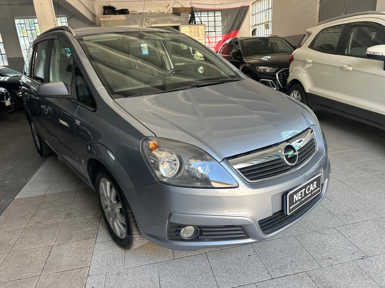Opel Zafira 1.9 16V CDTI 150CV Cosmo
