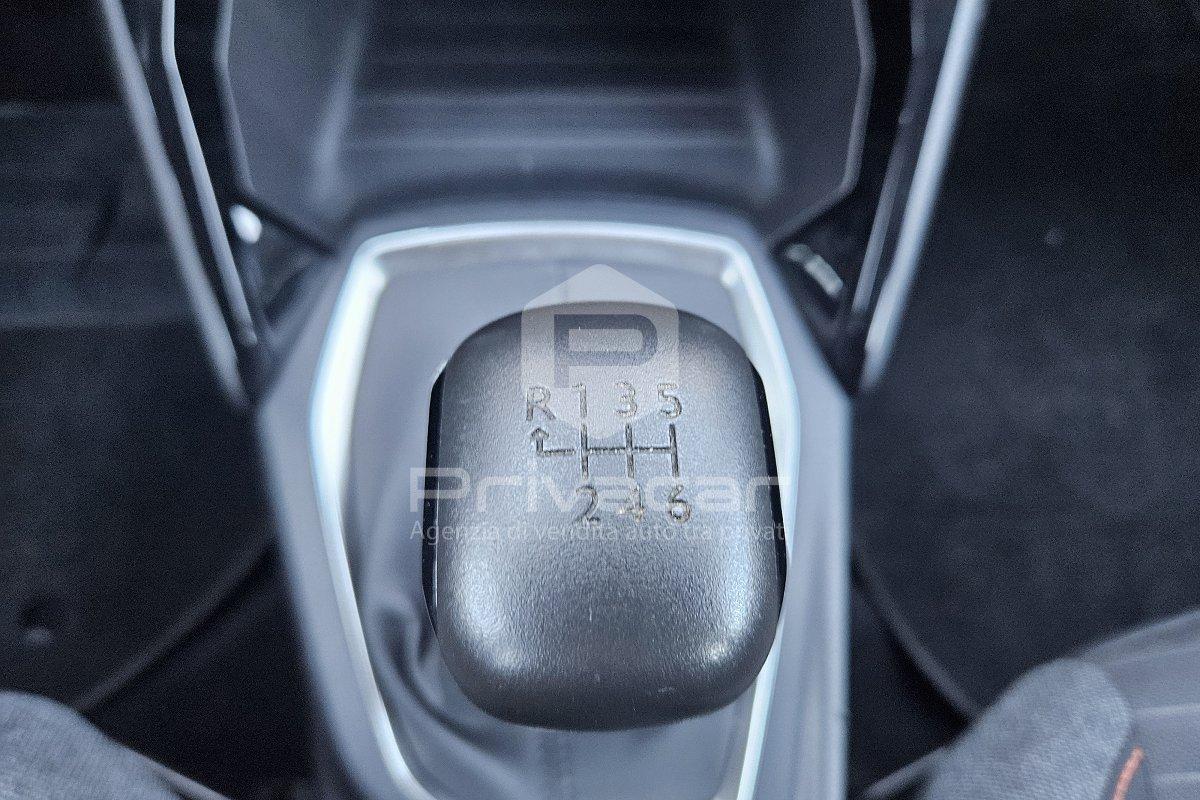 PEUGEOT 2008 BlueHDi 100 S&S Active