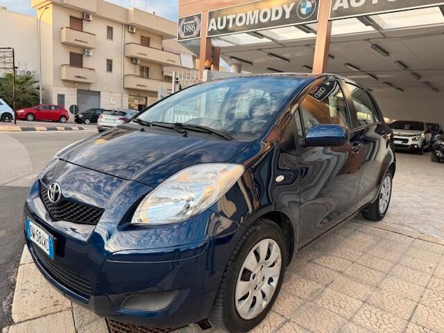 Toyota Yaris 1.0 5 porte Sol