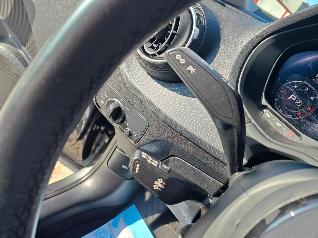 AUDI Q2 35 2.0 tdi 150 CV IDENTITY BLACK QUATTRO S-TRONIC S-LINE