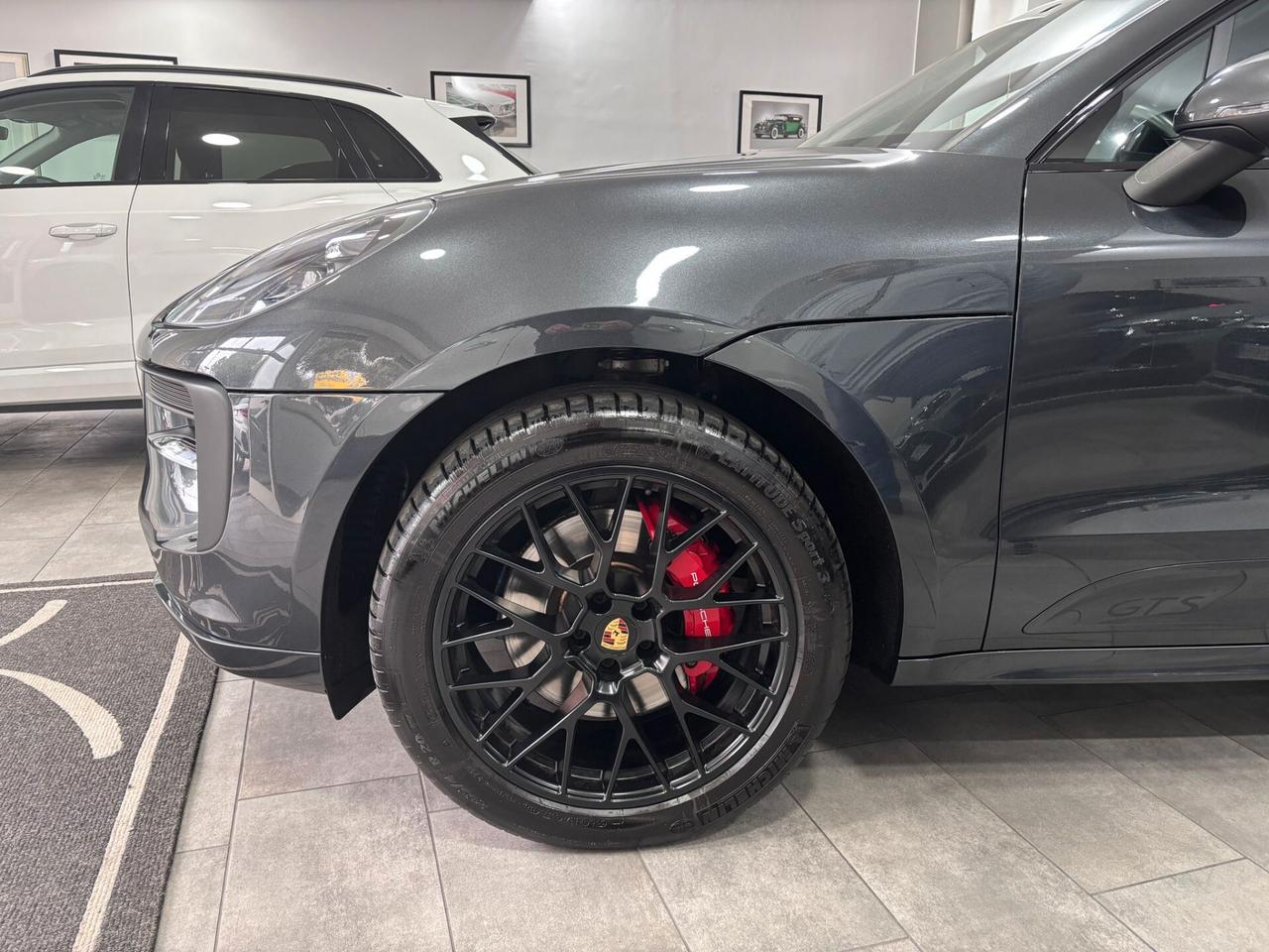 PORSCHE MACAN GTS 2.9