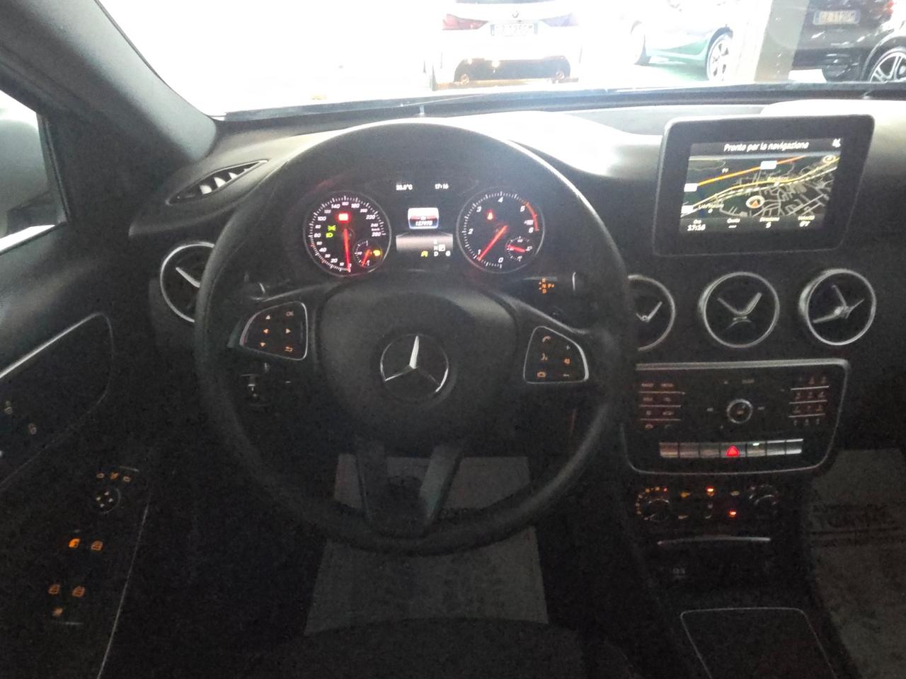 Mercedes-benz A 160 A 160 d Automatic Sport