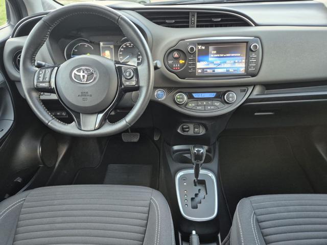 TOYOTA Yaris 1.5 Hybrid 5 porte Business