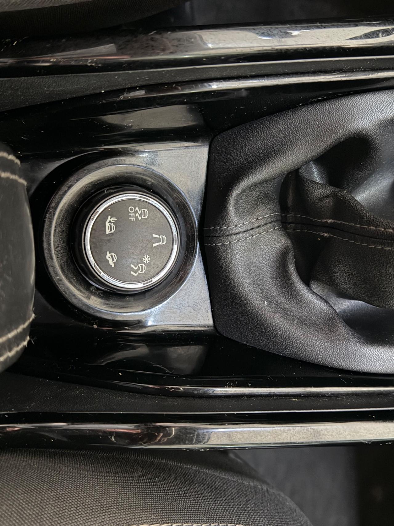 Peugeot 2008 ALLURE