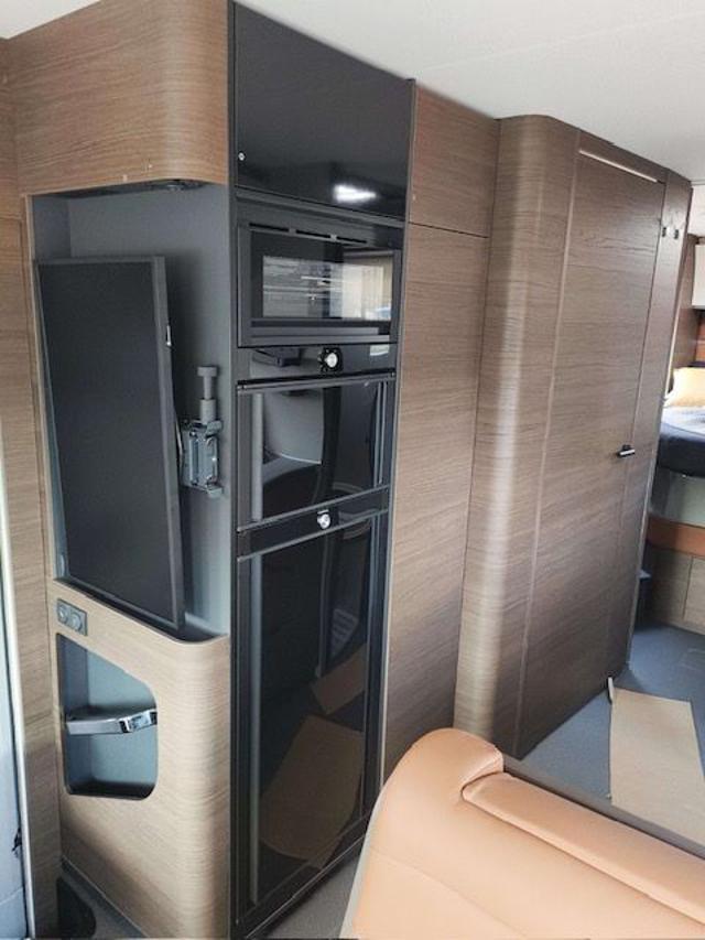 MERCEDES-BENZ Adria Super Sonic 890 LC