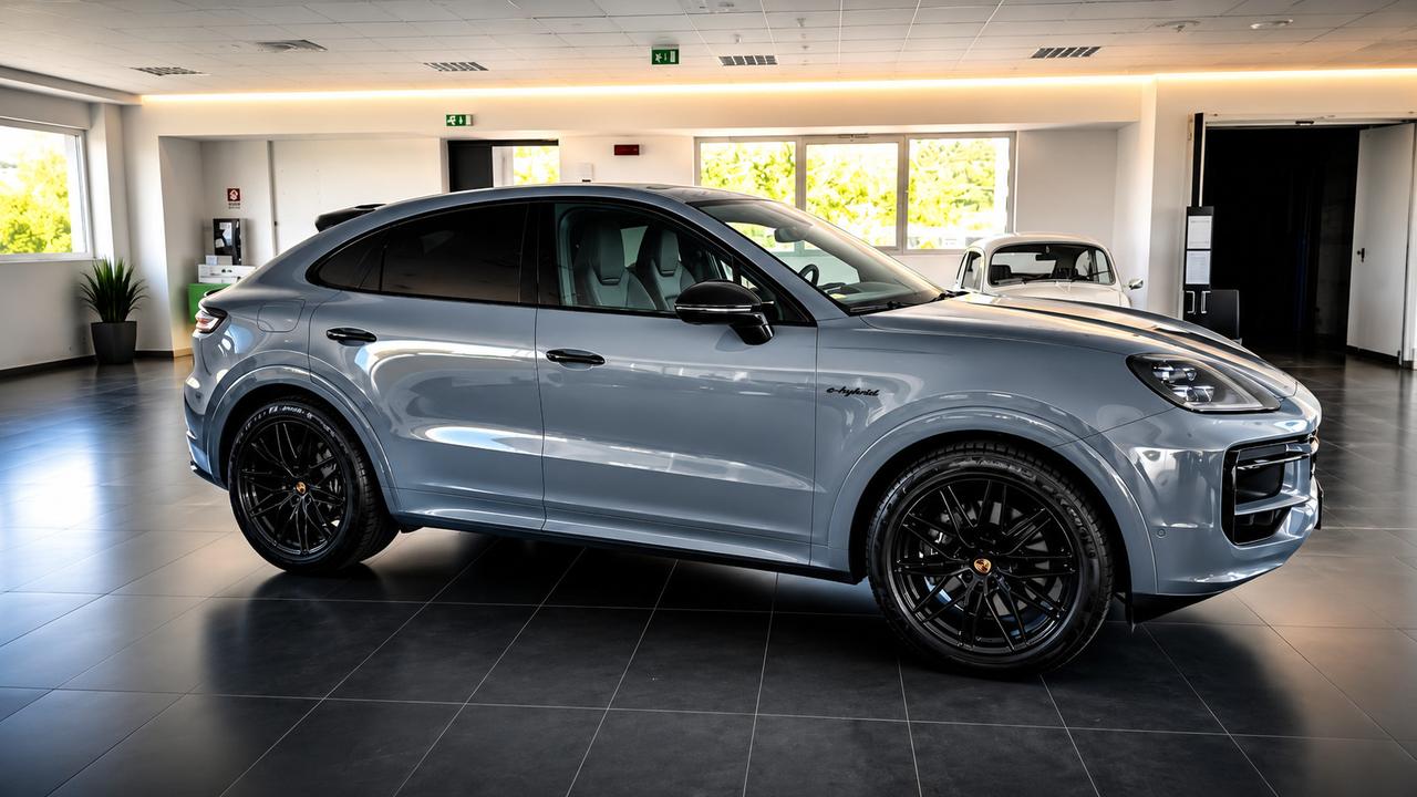 Porsche Cayenne Coupe 3.0 e-hybrid 5p.ti tiptronic