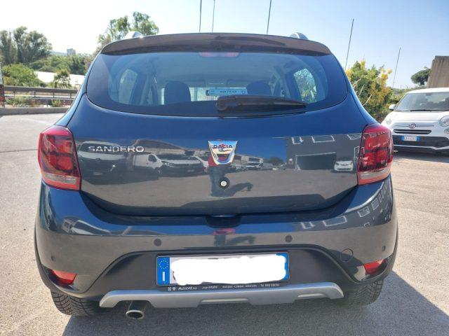 DACIA Sandero Stepway 1.5 Blue dCi 95CV 15th Anniversary