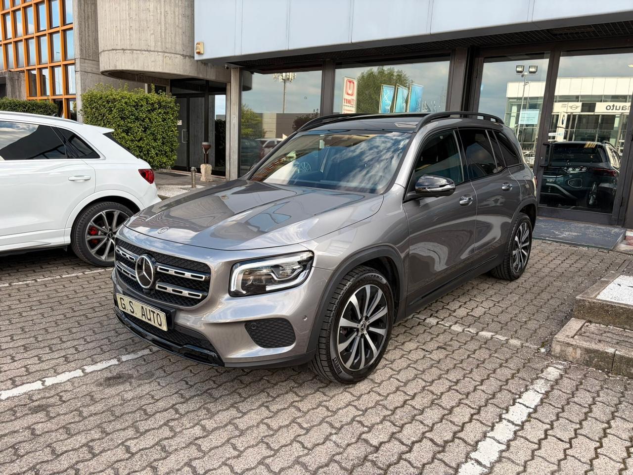 Mercedes-Benz GLB 250 Sport Plus 4matic auto 7posti MOTORE RUMOROSO