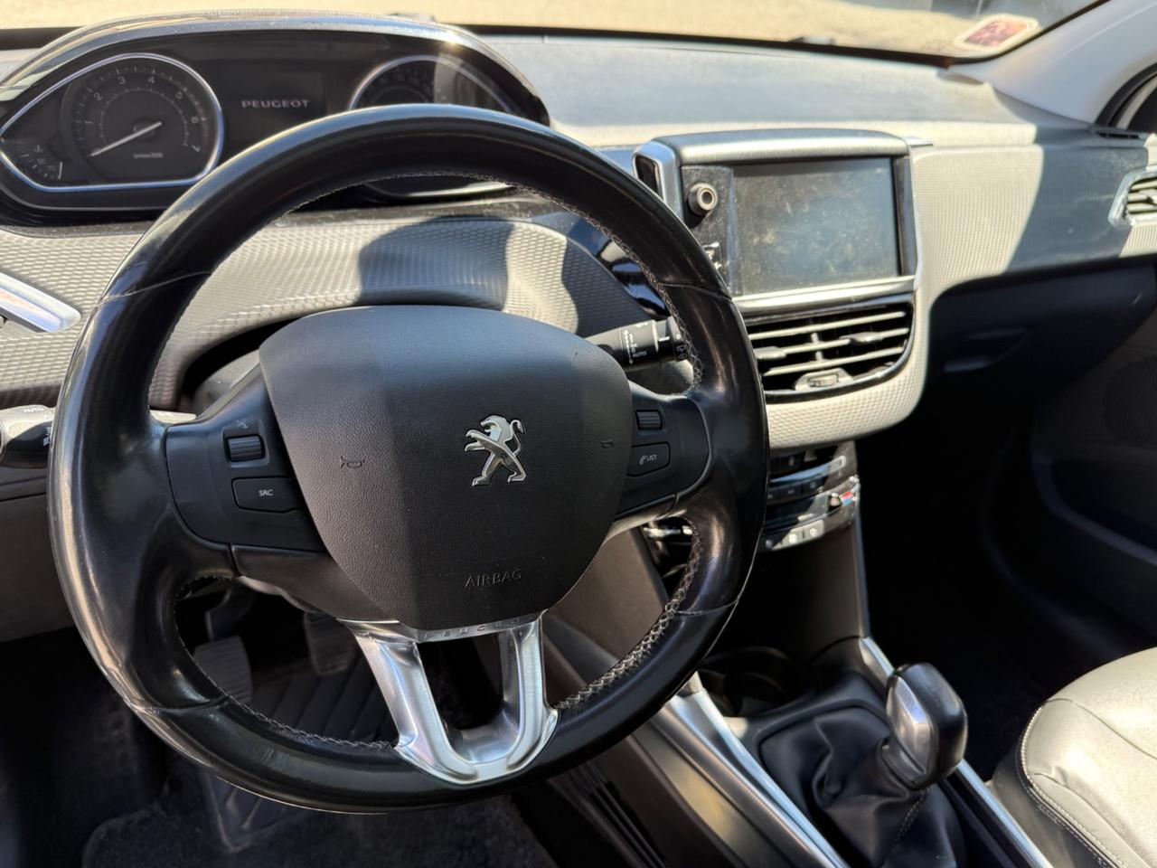 Peugeot 2008 1.2 VTi 82CV Allure