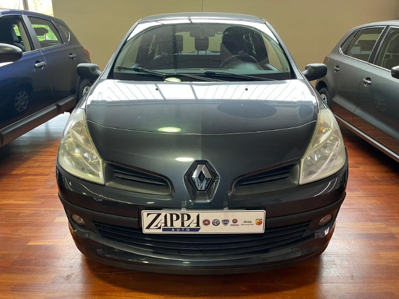 RENAULT Clio 1.2 16V 3 porte Confort