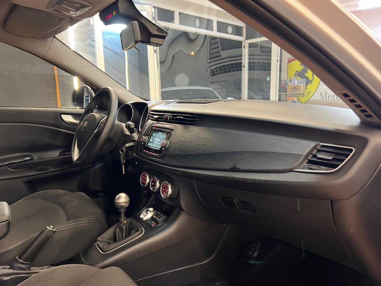 Alfa Romeo Giulietta 1.6 120 CV