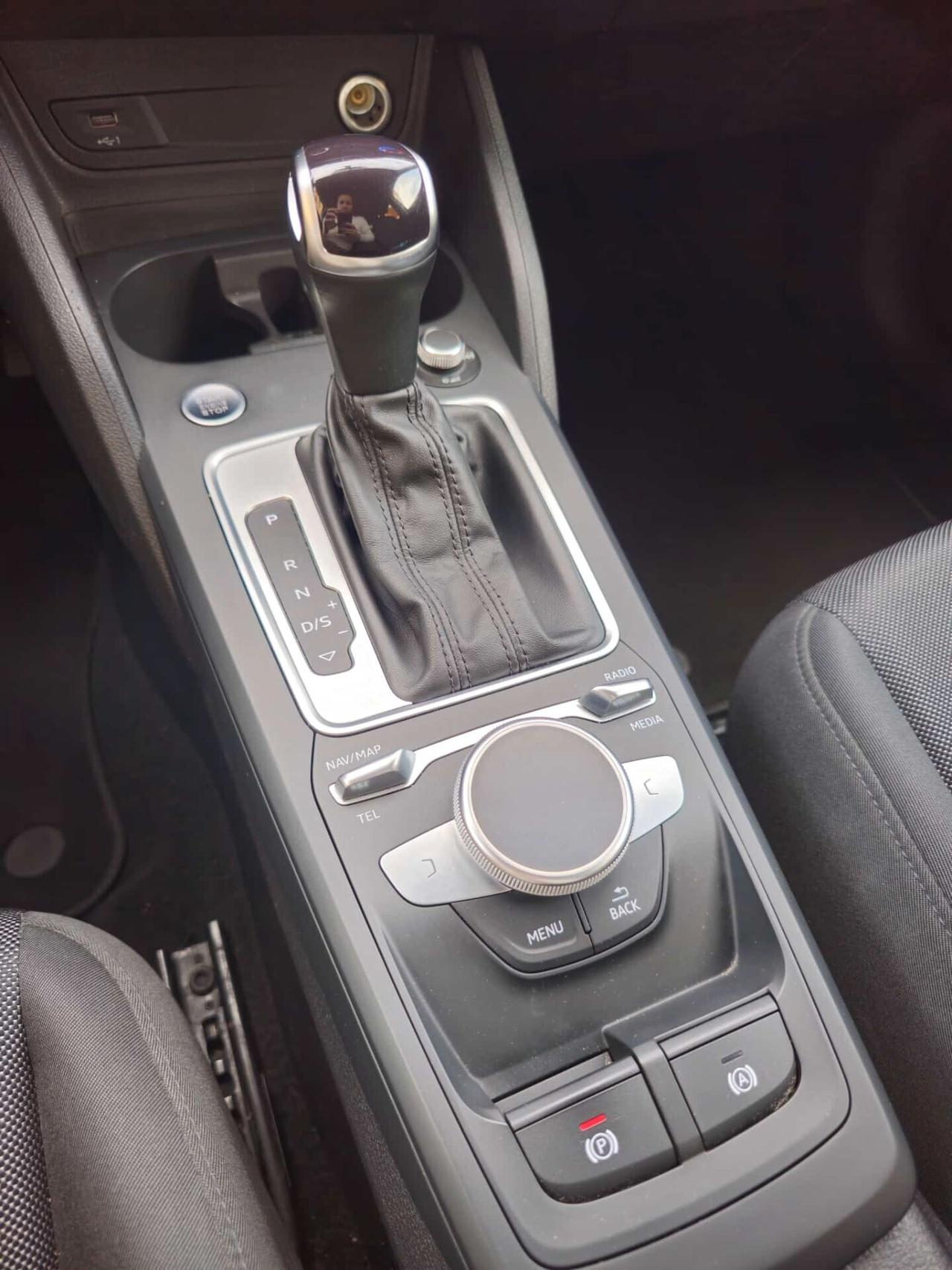 Audi Q2 30 TDI S tronic Business Advanced