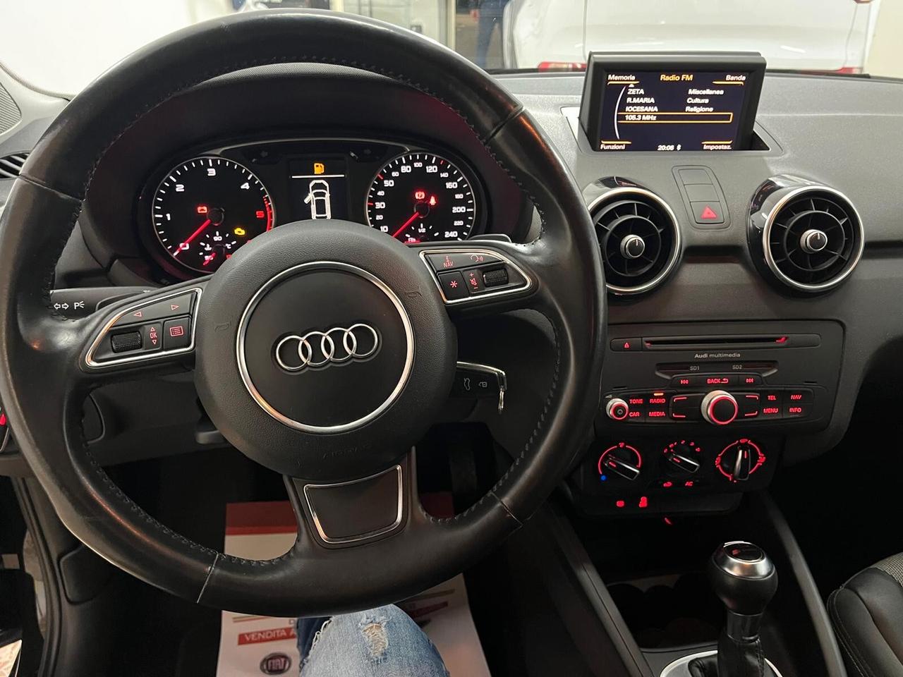 Audi A1 1.6 TDI S tronic Attraction