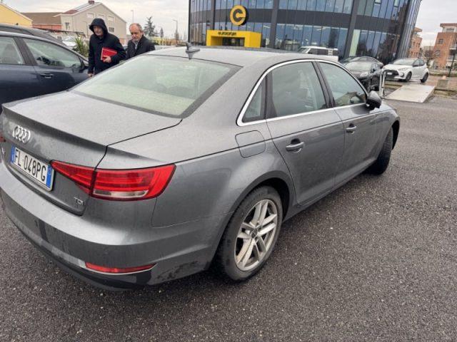 AUDI A4 2.0 TDI 150 CV S tronic Business