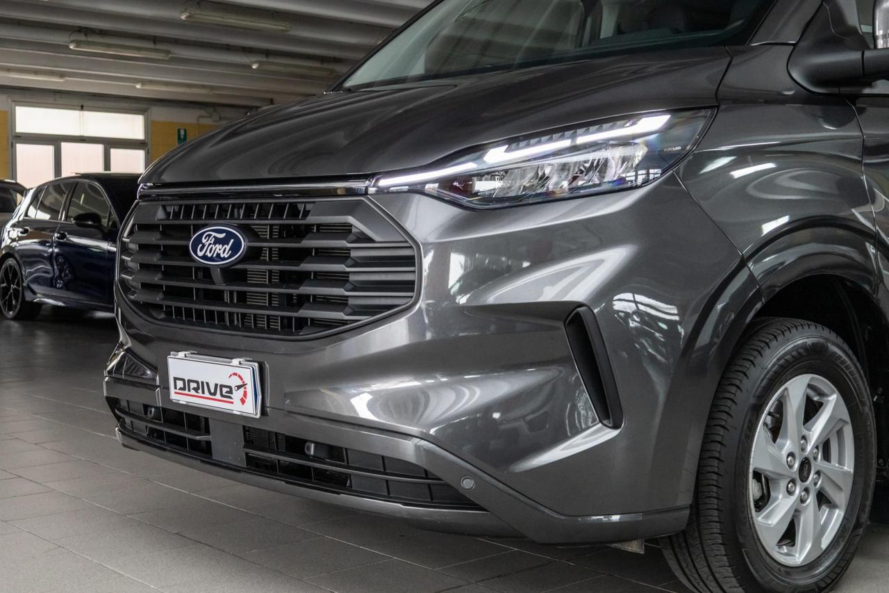 FORD Transit Custom V710 320 2.0 ecoblue 150cv combi M1 Titanium L1H1