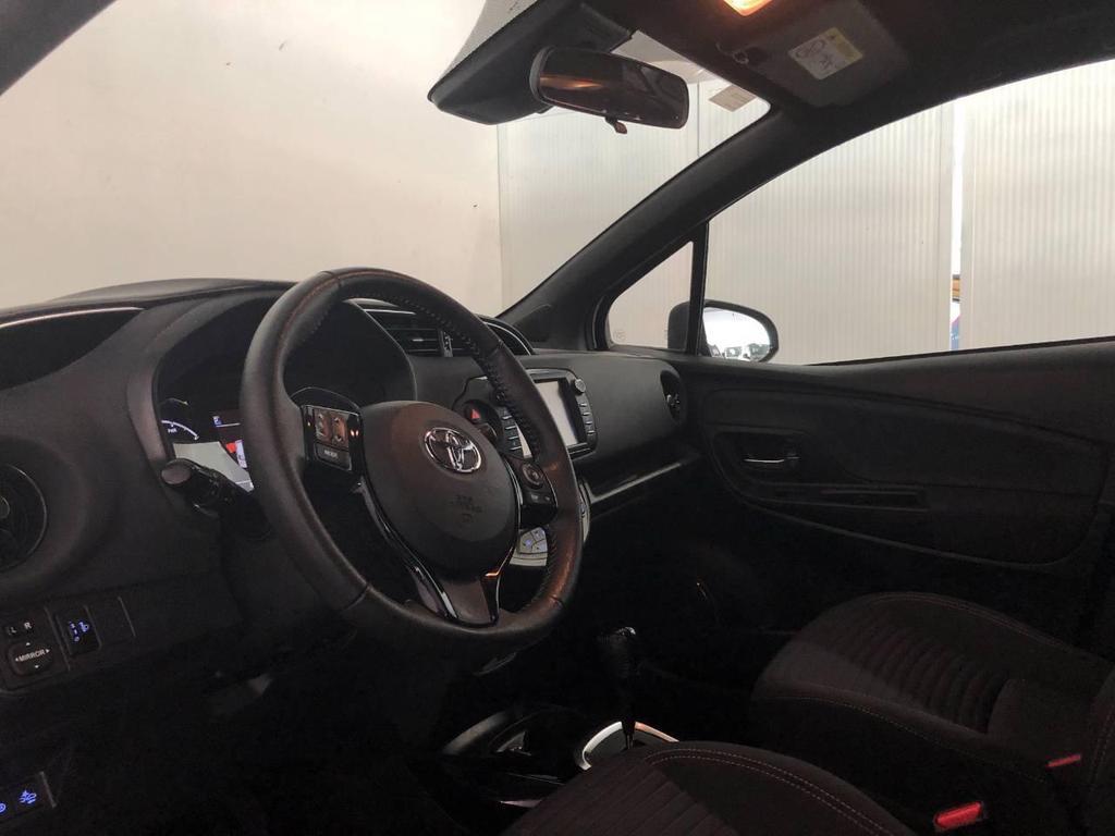 Toyota Yaris 5 Porte 1.5 VVT-i Hybrid Trend White Edition E-CVT