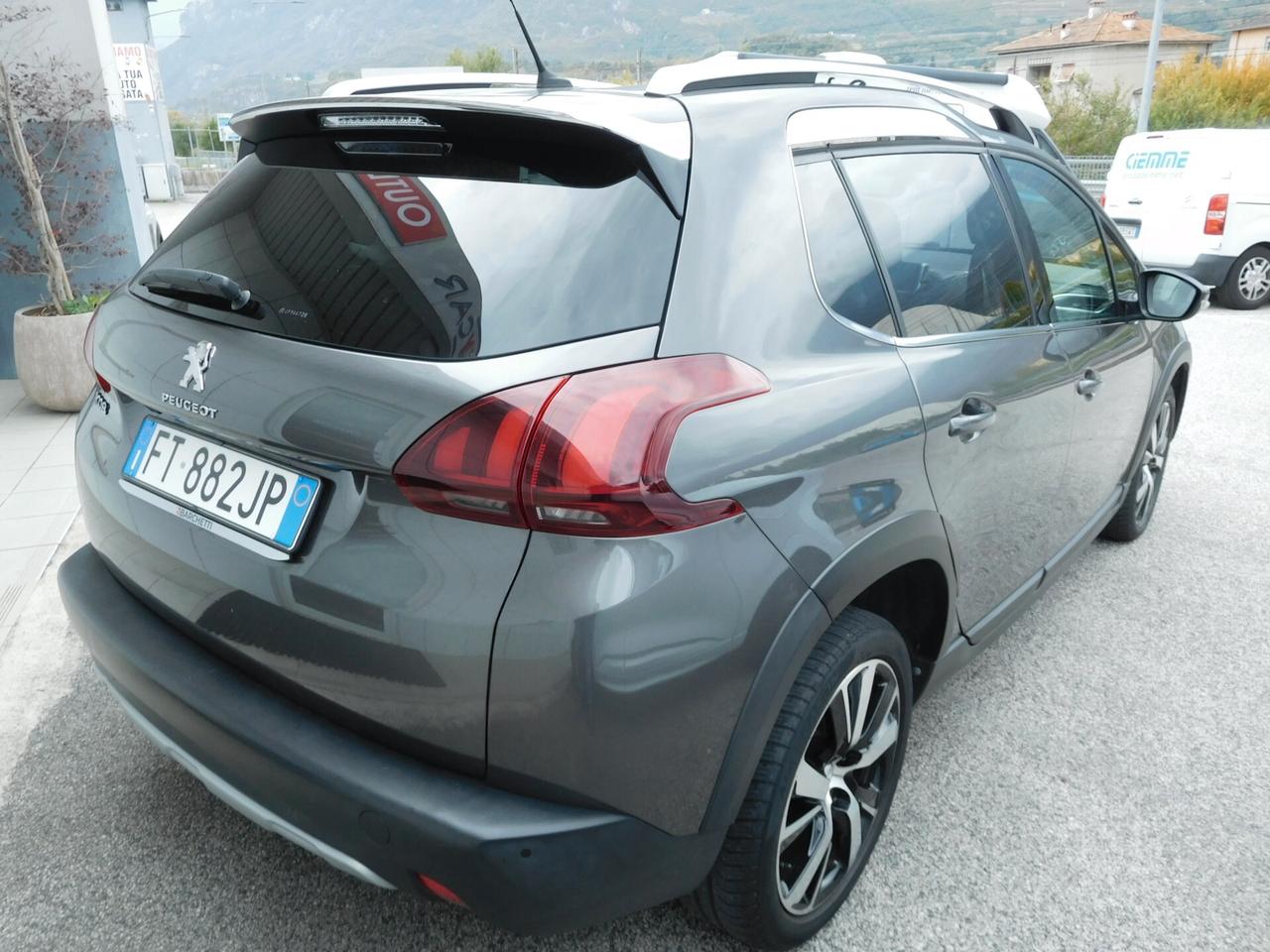 Peugeot 2008 BlueHDi 120 EAT6 S&S Allure